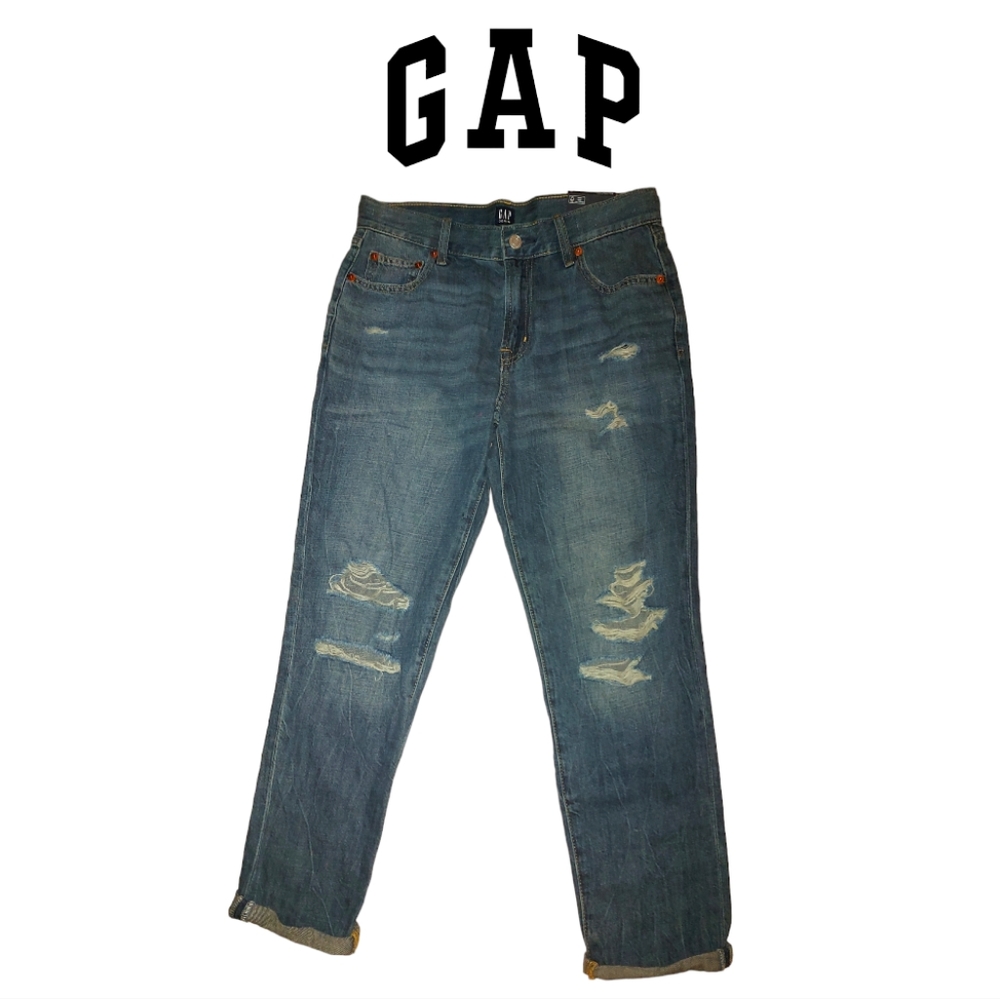 NWT Gap Best Girlfriend Ripped Jeans